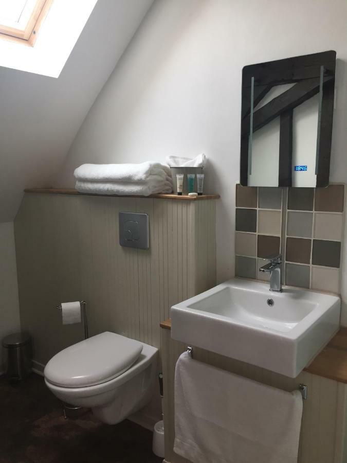La Ferte-Mace No 3 Route De Lingramiere Bed & Breakfast エクステリア 写真