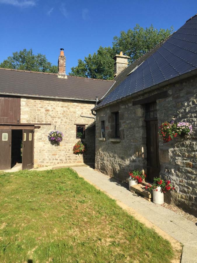 La Ferte-Mace No 3 Route De Lingramiere Bed & Breakfast エクステリア 写真